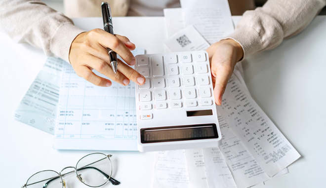 Kebiasaan Finansial Berikut untuk Hemat Pengeluaran Bulanan