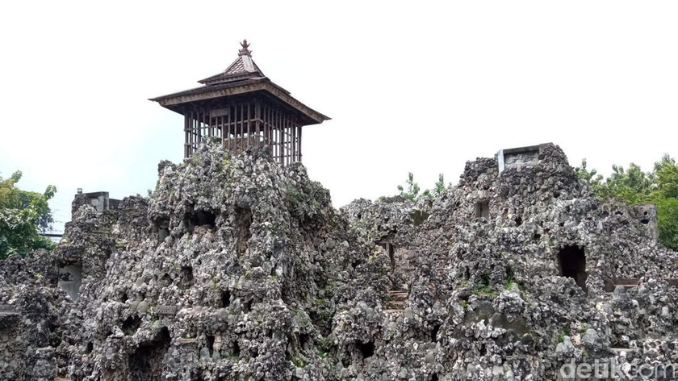 Destinasi Wisata di Cirebon yang Kaya Nilai Sejarah menjadi kesempatan untuk mengenal masa lalu secara langsung, bukan hanya mengejar foto.